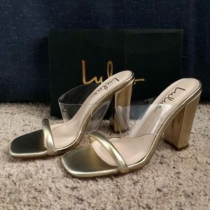 Lulu’s Gold Metalic Arianna Heels